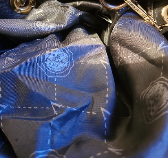 Vince Camuto Black Leather Shoulder Bag - Picture 10 of 10